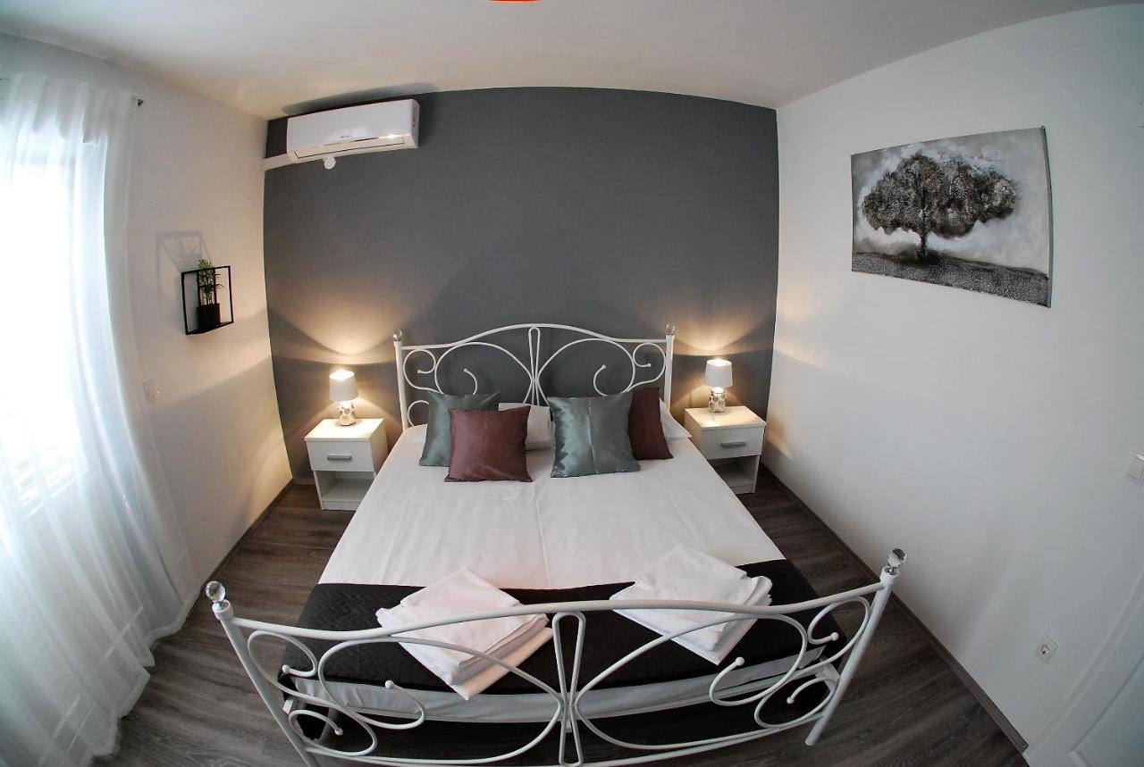 Apartment “tica”