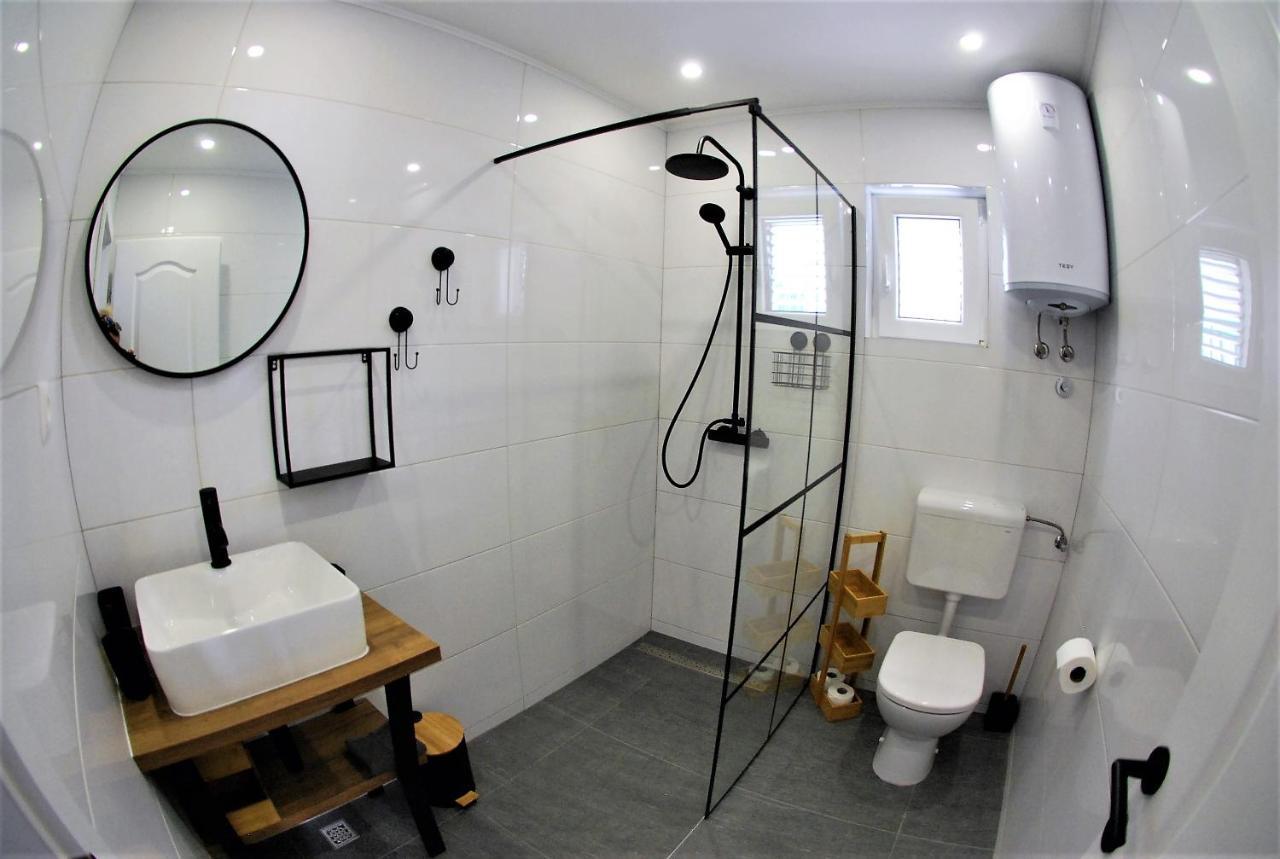 Apartment “tica” *